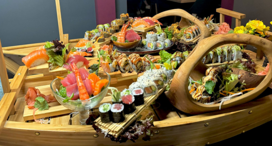 Große Portionen, kunstvolle Präsentation und beeindruckende Dekoration